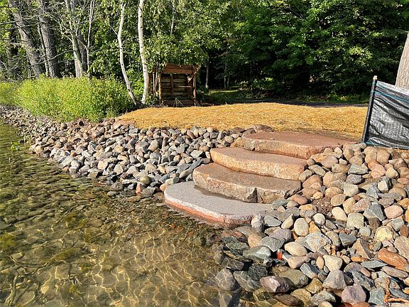 3rd image of N5909 Lake Road