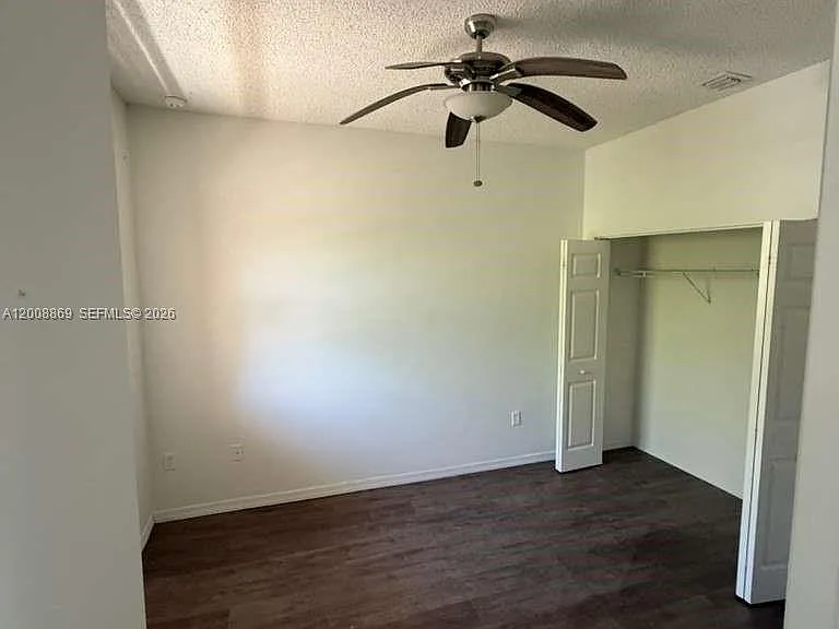 2311 NE 42nd Cir #1 — Photo 11