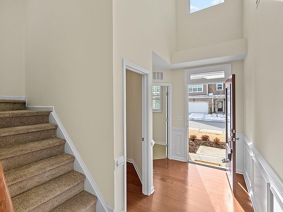 3rd image of 5447 Jessip St