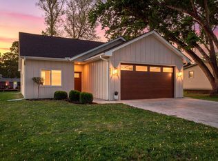602 Freeman Ave S, Delano, MN 55328