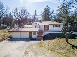 49714 School Rd, Oakhurst, CA 93644