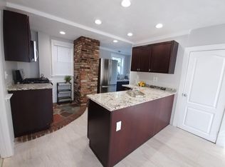 12 1/2 Osborne St #1, Salem, MA 01970