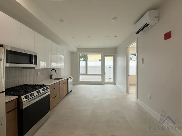 42 Lembeck Ave, Jersey City, NJ