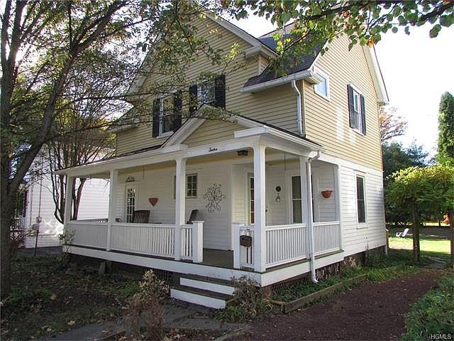 1st image of 12 Cherry Ave