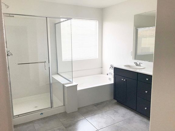 3rd image of 7639 Lush Oasis Ave