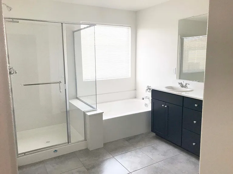 7639 Lush Oasis Ave — Photo 3