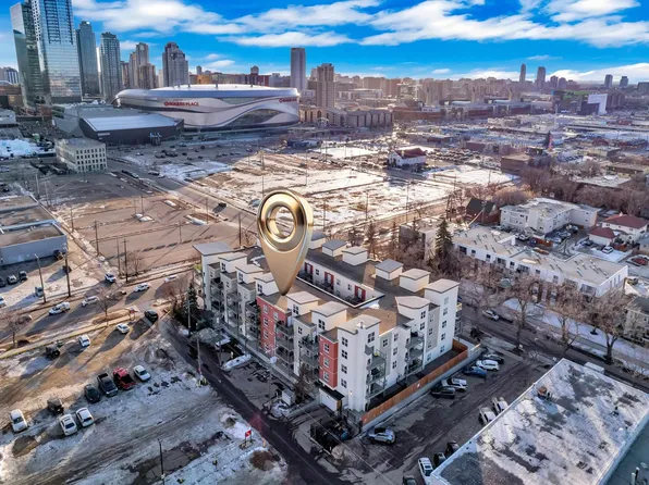 10118 106th Ave NW #210, Edmonton, AB T5H 0B8