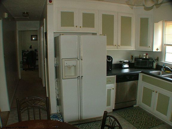 4th image of 108 Manning Dr