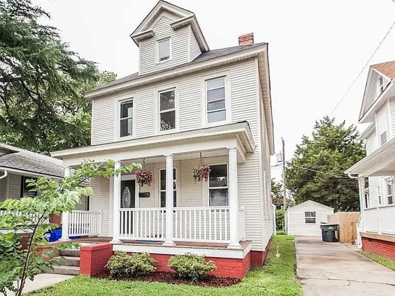 126 Hough Ave — Photo 1