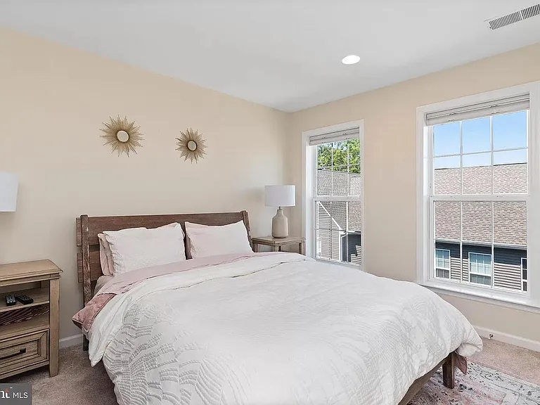 3271 Lark Way — Photo 10