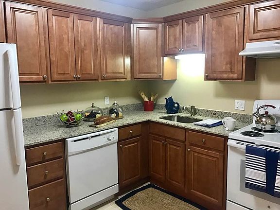 3rd image of 303 Greenwich Ave APT A204
