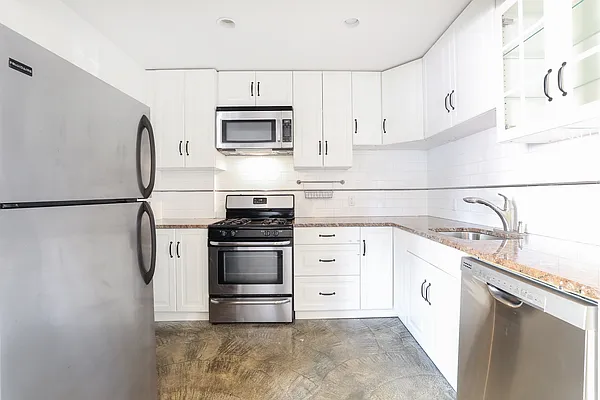 Rented by Brick&Mortar | media 18