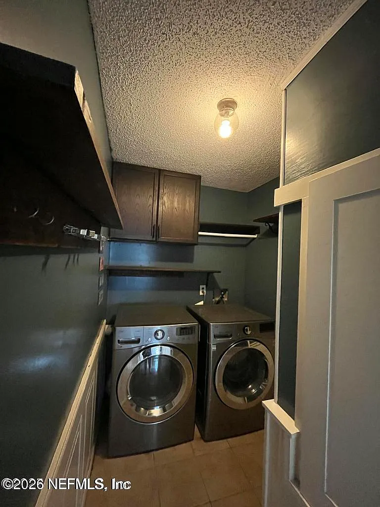 3 bed, 2.0 bath, 1462 sqft, $1,795 — Photo 4