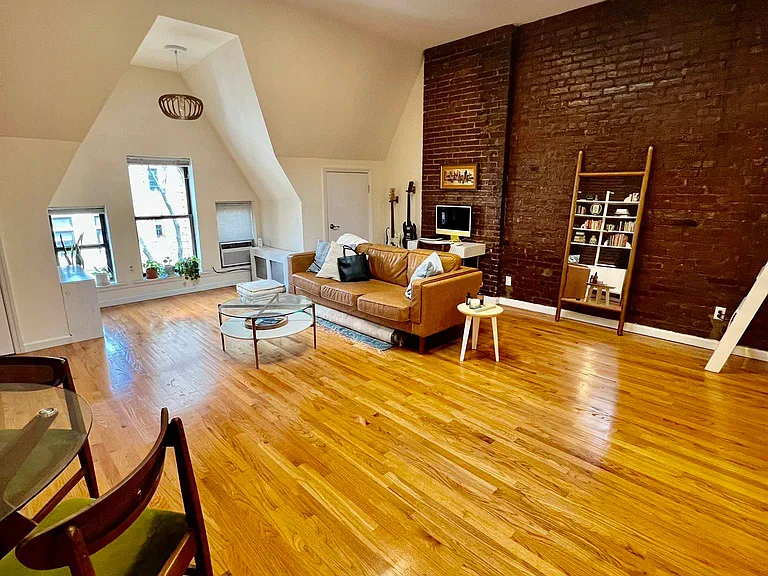 36 W 90th St #4A — Photo 4