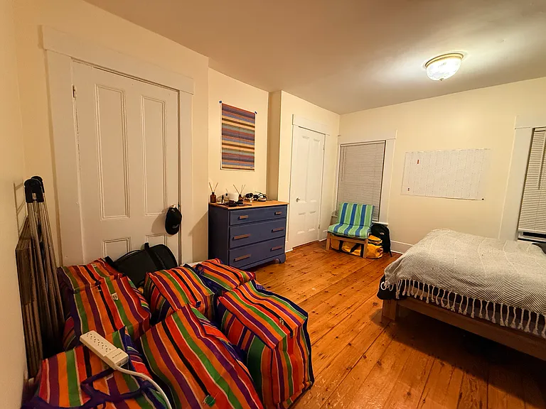 25 Inman St #2 — Photo 6