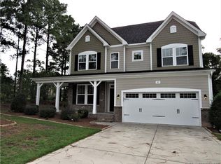 97 Valley Stream Rd, Spring Lake, NC 28390