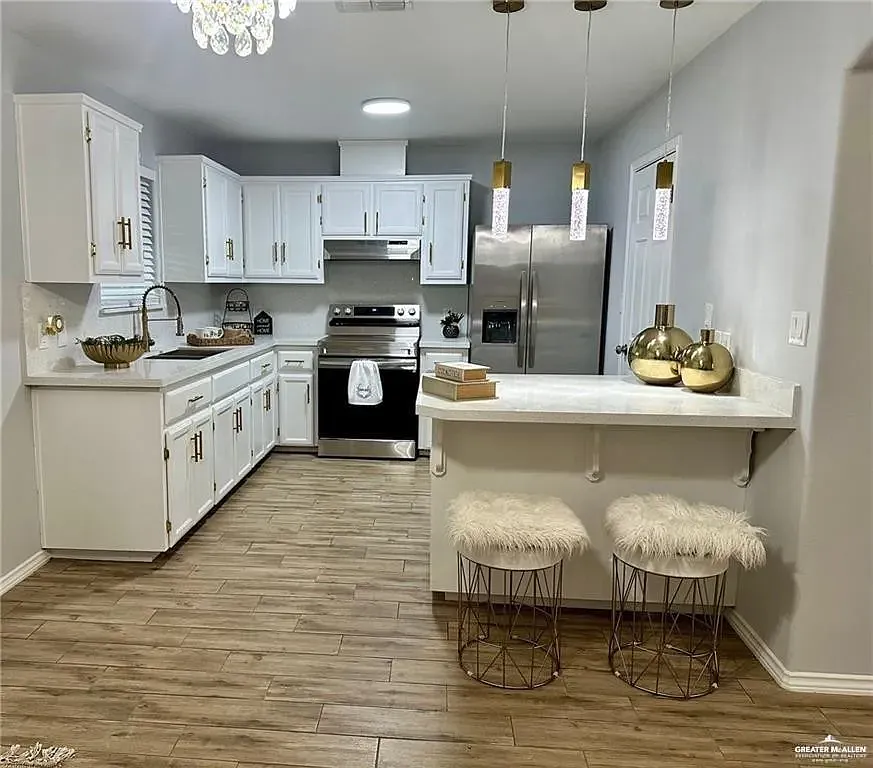 3 bed, 1132 sqft, $1,500 — Photo 3