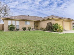7038 Buttermilk Dr, Corpus Christi, TX 78413