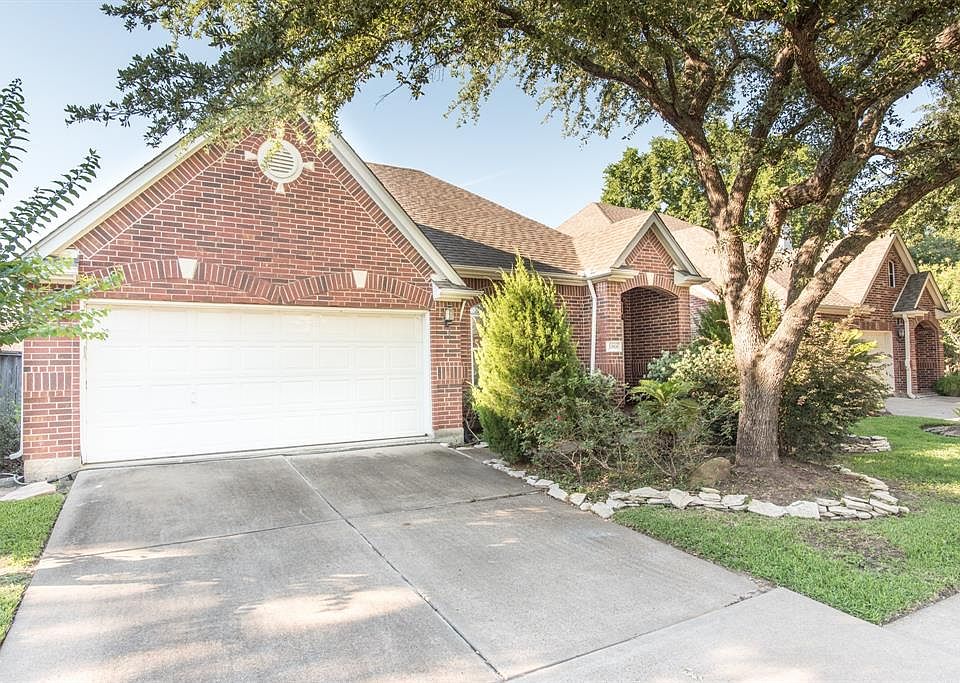 1st image of 13906 Charlton Way Dr