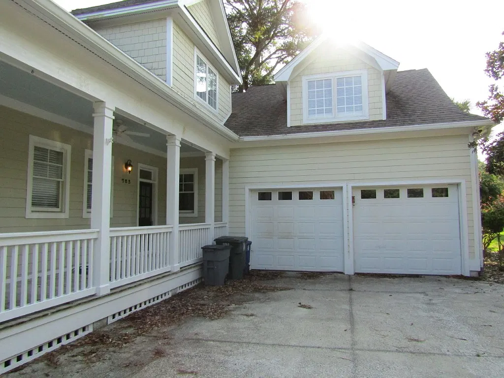 4 bed, 3000 sqft, $2,950 — Photo 2
