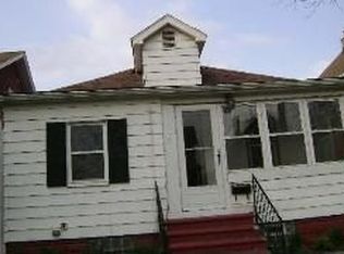 135 Oak St, River Rouge, MI 48218