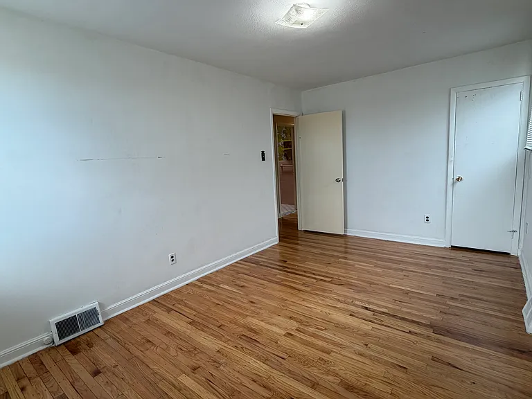 2135 Oakmont St — Photo 4