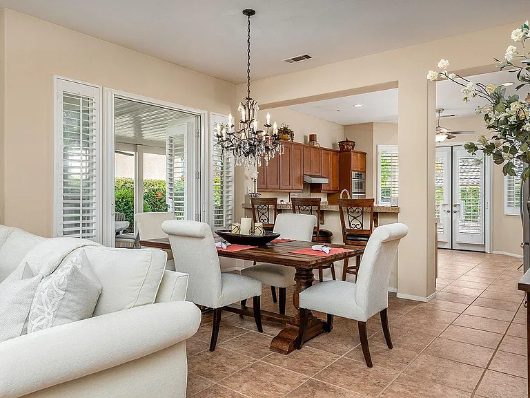 49 Vista Mirage Way — Photo 7