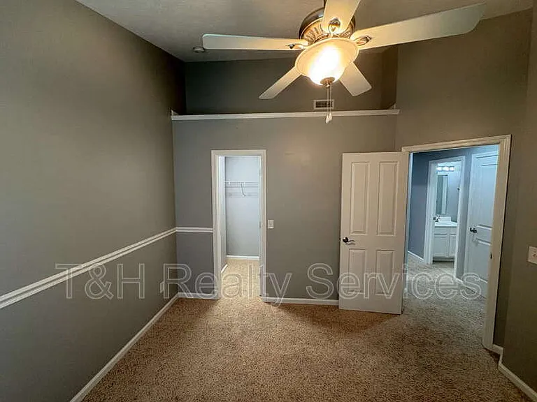 9059 Rider Dr — Photo 16
