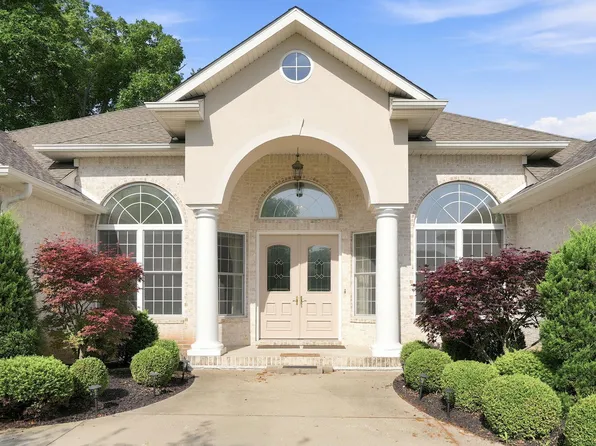 6101 N Cumberland Rd, Muncie, IN 47304