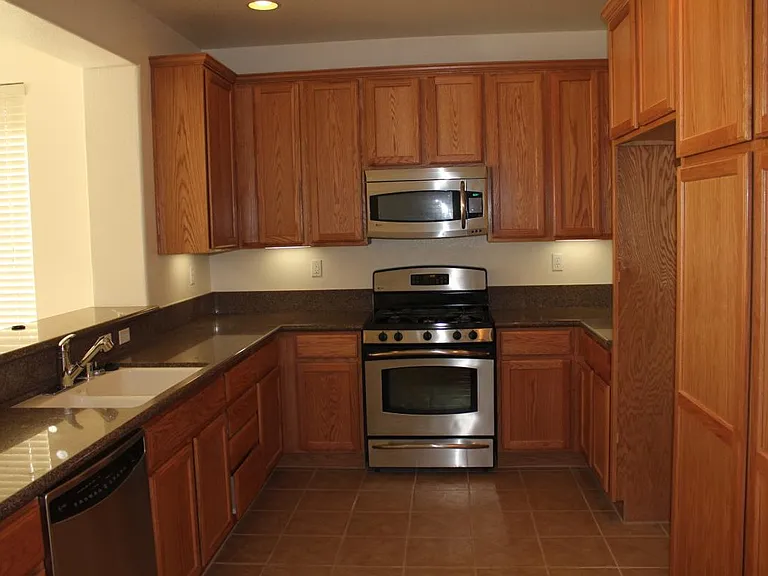 453 Miesque Ct — Photo 12