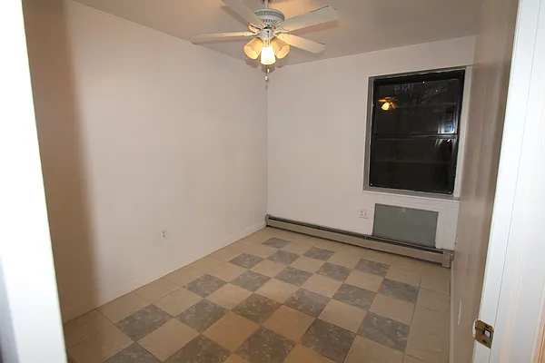 Rented by H.P. Greenfield Real Estate | media 6