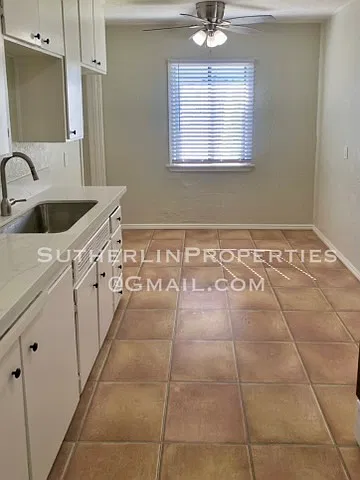 2 bed, 1100 sqft, $3,100 — Photo 3