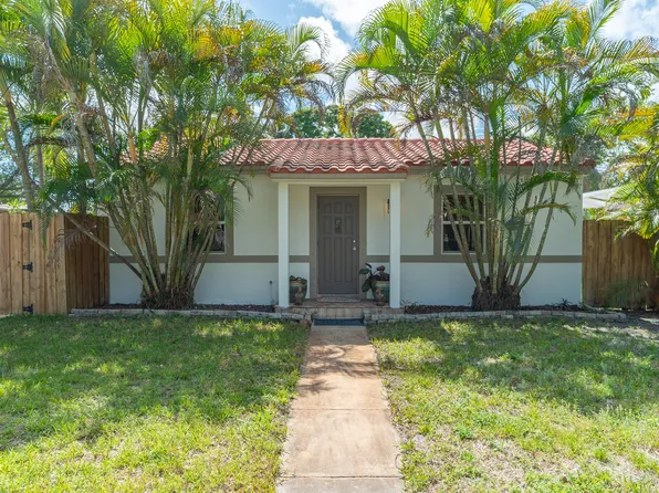 820 SW 18th Court, Fort Lauderdale, FL 33315