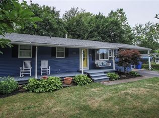 4 Glendale Rd, Brockport, NY 14420