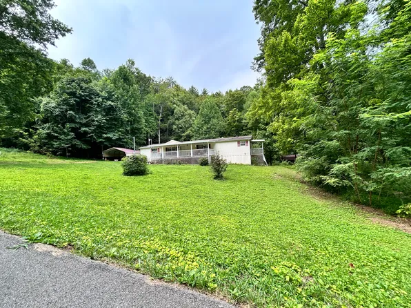 4011 Forest Trail Dr, Sevierville, TN 37876