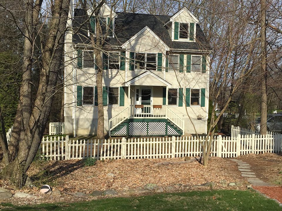 1st image of 3 Amy Lynne Ln