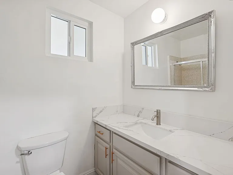 337 S Rexford Dr #1 — Photo 11