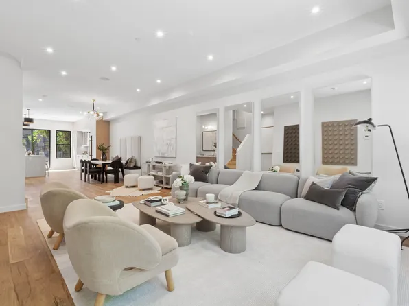 1506a Pacific Street image 1 of 37