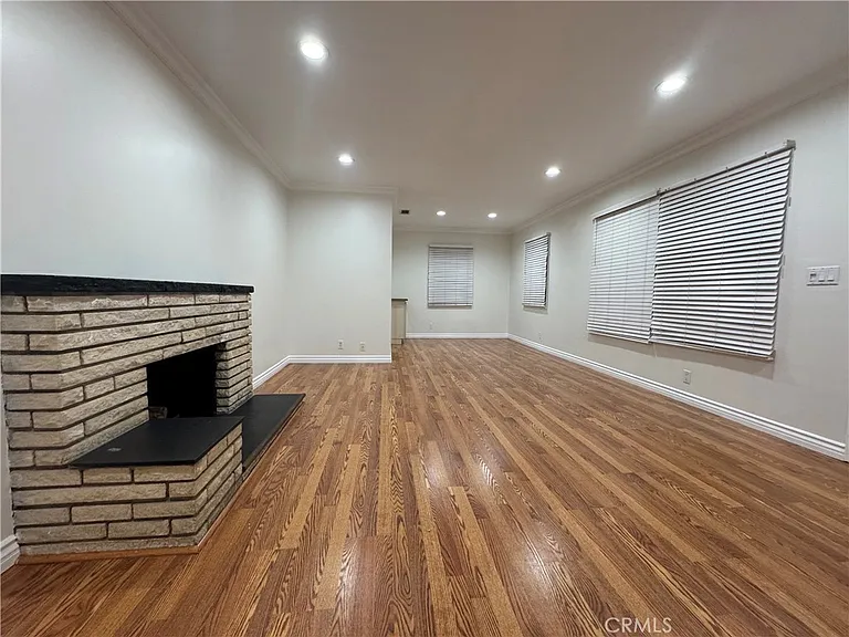 7701 Wilkinson Ave — Photo 4