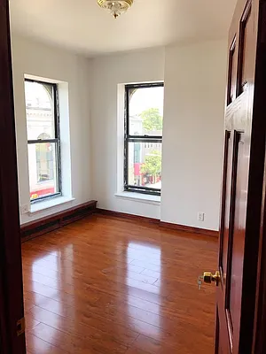 Rented by null | media 2