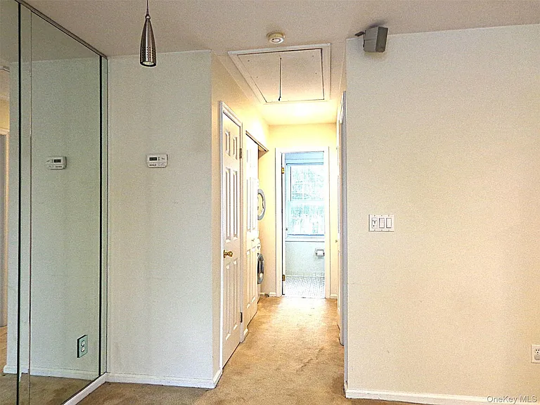 1828 Commerce St — Photo 8