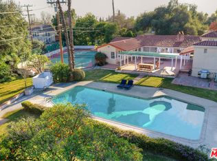 2700 S Oak Knoll Ave, San Marino, CA 91108