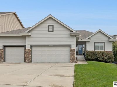 18330 Farnam St, Elkhorn, NE, 68022