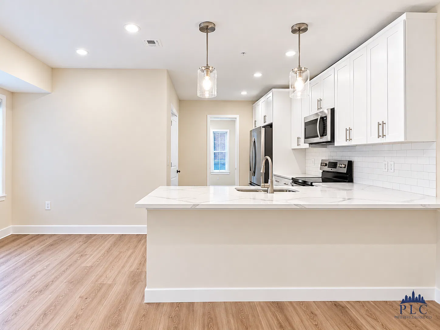 2 bed, $1,799 — Photo 2