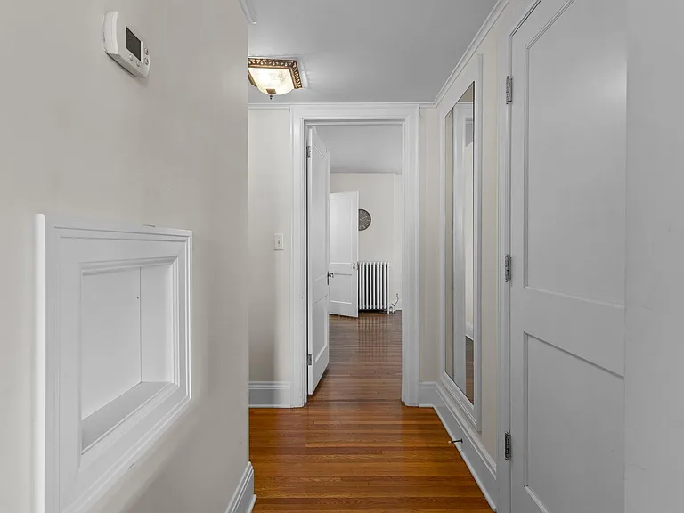 1785 Dupont Ave S #UPPER — Photo 25