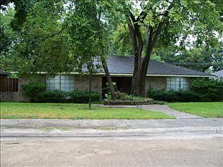 2nd image of 7006 Allview Ln