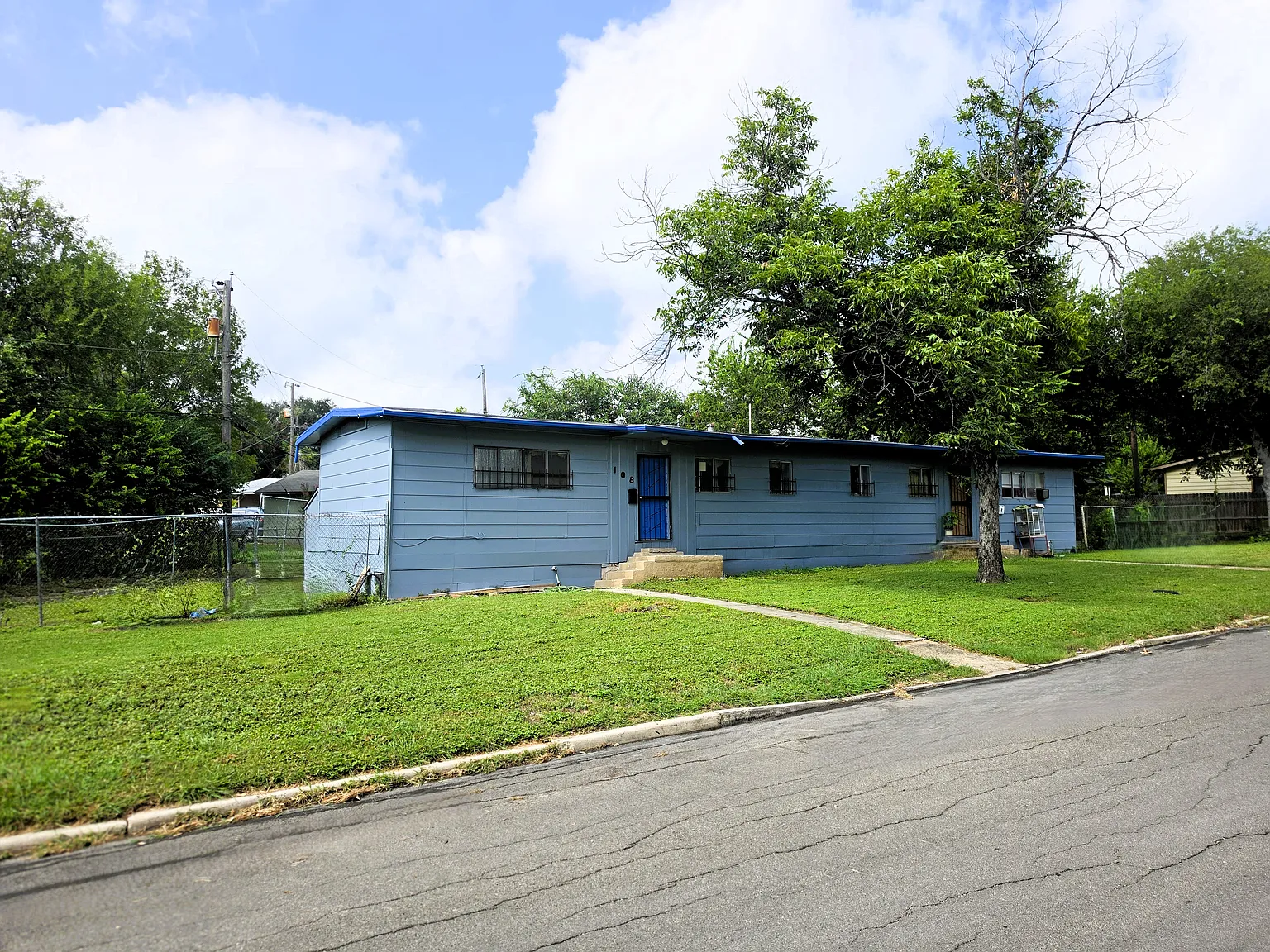 Studio, 203 sqft, $600 — Photo 4
