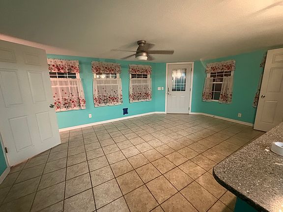 4th image of 4440 Haigh St
