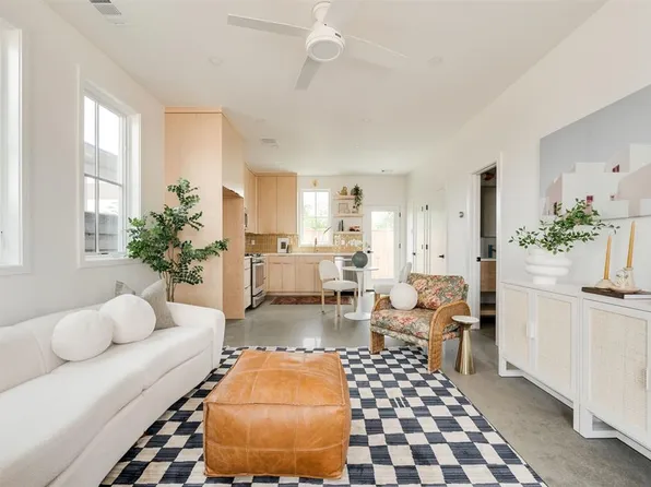 1014 Hangar Dr, Oklahoma City, OK 73108