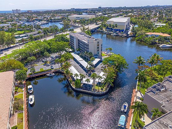 2nd image of 6 Royal Palm Way #211